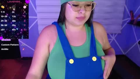 Miia online show from October 2025 03:22:01 PM