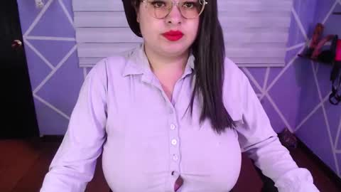 Snapshot of missmia1_ chatting on March 2026 03:18:02 PM Miia online show from March 2026 03:18:02 PM