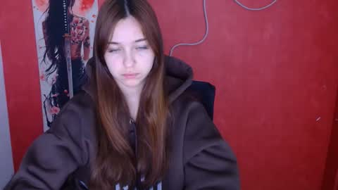 Mia online show from January 2026 12:21:02 PM