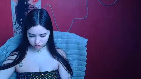 Mia online show from February 2026 12:24:01 PM