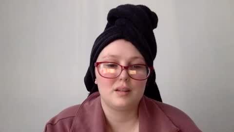 Snapshot of missmistressmal chatting on March 2026 12:09:01 PM missmistressmal online show from March 2026 12:09:01 PM