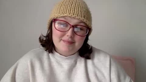 Snapshot of missmistressmal chatting on April 2026 05:50:02 PM missmistressmal online show from April 2026 05:50:02 PM