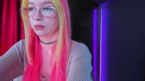 Snapshot of missnikkivill chatting on February 2025 07:21:01 PM Mistress Nikki Vill online show from February 2025 07:21:01 PM