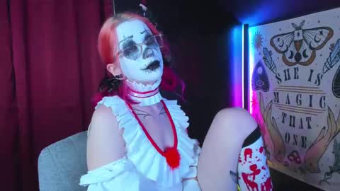 Snapshot of missnikkivill chatting on October 2025 03:48:02 AM Mistress Nikki Vill online show from October 2025 03:48:02 AM