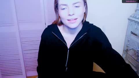 Snapshot of missoliviaa_ chatting on January 2025 05:53:01 PM Olivia online show from January 2025 05:53:01 PM