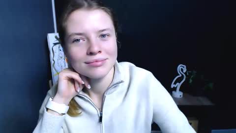 Olivia online show from November 2025 02:06:01 PM