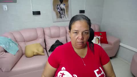 Penelope online show from December 2024 12:11:02 PM