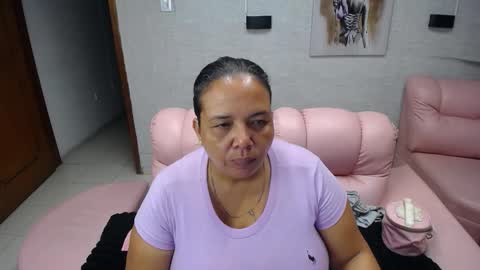 Penelope online show from November 2025 12:05:02 PM