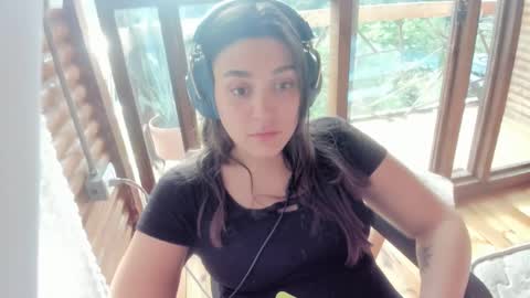 Snapshot of misspink152015 chatting on January 2025 09:25:01 PM sarah online show from January 2025 09:25:01 PM