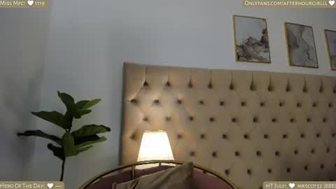 Snapshot of misspinkroom chatting on July 2026 06:45:01 PM Renata online show from July 2026 06:45:01 PM