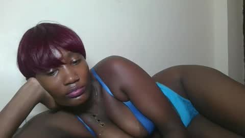 pretty gal online show from December 2025 02:25:01 PM