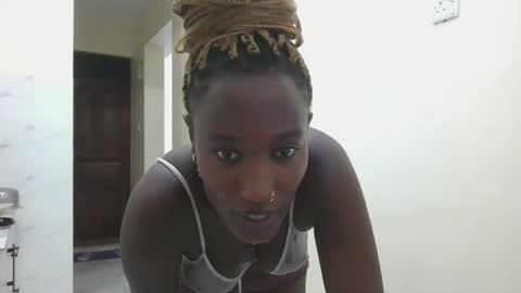 pretty gal online show from March 2026 09:32:01 PM