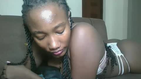 pretty gal online show from April 2026 08:26:01 PM