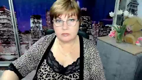 Snapshot of missritabella chatting on April 2026 05:43:02 PM Rita online show from April 2026 05:43:02 PM