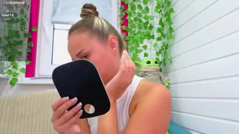 . online show from September 2025 08:07:01 AM