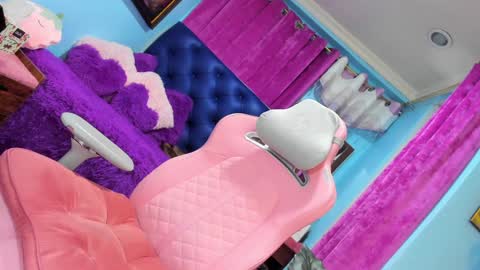 Snapshot of missvalentine18 chatting on February 2025 01:22:01 PM missvalentine18 online show from February 2025 01:22:01 PM