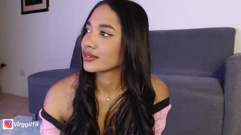 missvirggii online show from February 2025 06:55:01 PM