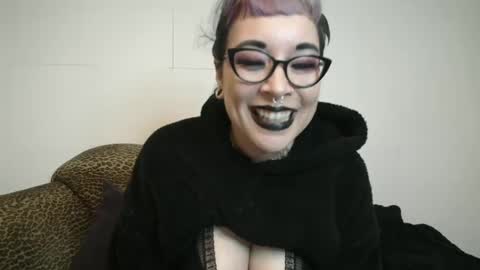 Missy Dee online show from December 2024 06:36:01 AM