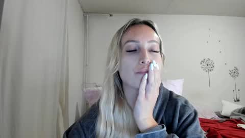 Snapshot of missy_matrix chatting on October 2025 06:38:02 PM Missy matrix online show from October 2025 06:38:02 PM