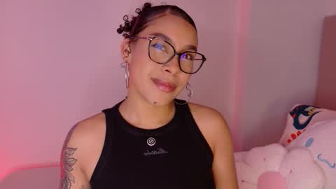 Snapshot of missygainer chatting on November 2025 11:43:01 PM Missy Gainer online show from November 2025 11:43:01 PM