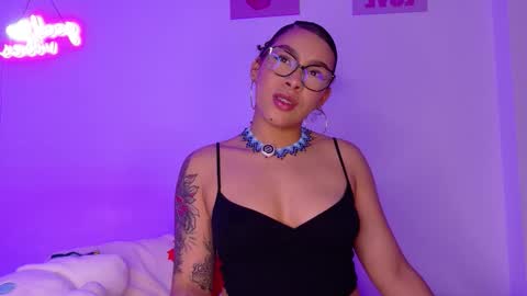 Snapshot of missygainer chatting on November 2025 02:04:02 AM Missy Gainer online show from November 2025 02:04:02 AM