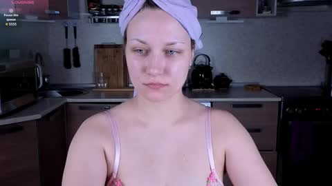 Snapshot of missyourtouch chatting on April 2026 05:07:01 PM MissYourTouch online show from April 2026 05:07:01 PM