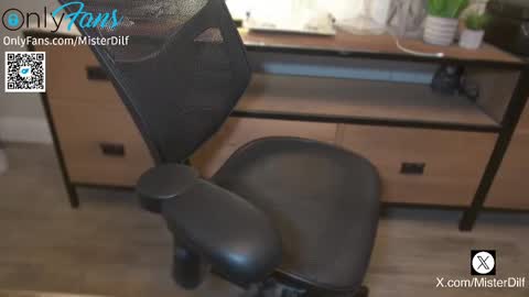 MISTER DILF  online show from March 2025 10:10:02 PM