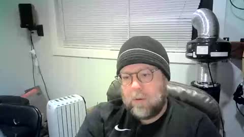 Snapshot of mister_happy567 chatting on January 2025 05:58:02 AM Mr. Happy online show from January 2025 05:58:02 AM