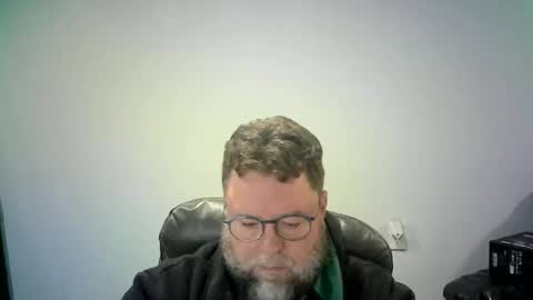 Mr. Happy online show from November 2025 07:18:02 AM