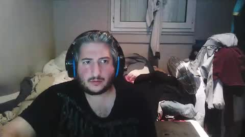 Snapshot of misterbelled chatting on October 2025 05:32:01 PM misterbelled online show from October 2025 05:32:01 PM