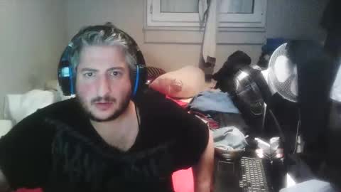 Snapshot of misterbelled chatting on October 2025 05:12:02 PM misterbelled online show from October 2025 05:12:02 PM