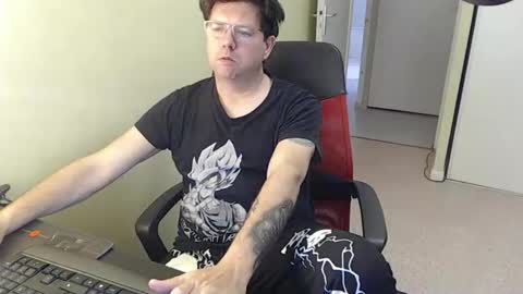 Snapshot of mistercoeur1 chatting on March 2026 07:58:01 AM mistercoeur online show from March 2026 07:58:01 AM