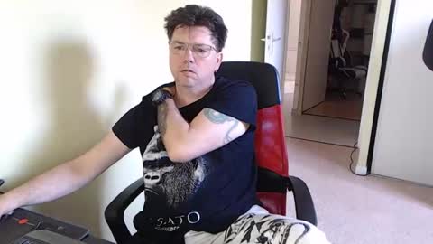 Snapshot of mistercoeur1 chatting on March 2026 08:52:02 AM mistercoeur online show from March 2026 08:52:02 AM