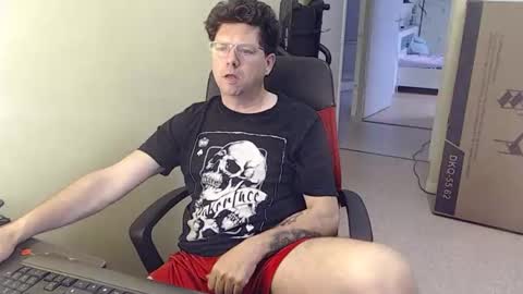 Snapshot of mistercoeur1 chatting on April 2026 08:40:01 AM mistercoeur online show from April 2026 08:40:01 AM