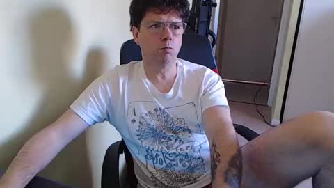 Snapshot of mistercoeur1 chatting on April 2026 08:21:02 AM mistercoeur online show from April 2026 08:21:02 AM