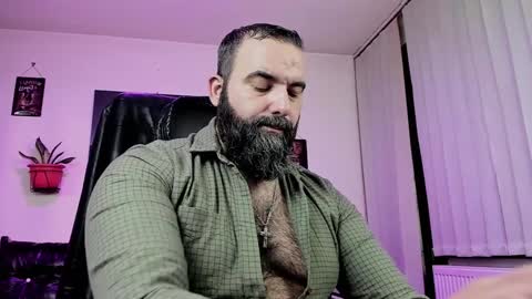 Snapshot of misterlov3r chatting on January 2025 12:14:02 AM misterlov3r online show from January 2025 12:14:02 AM