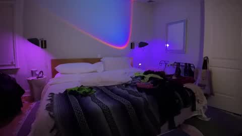 Snapshot of mistermikey24 chatting on January 2025 07:34:02 AM Mikey Jerkoff online show from January 2025 07:34:02 AM