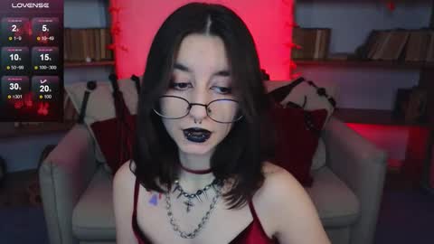 Snapshot of mistress__marcelline chatting on September 2025 09:33:02 AM Marcelline online show from September 2025 09:33:02 AM