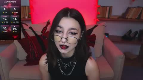 Snapshot of mistress__marcelline chatting on October 2025 09:51:01 AM Marcelline online show from October 2025 09:51:01 AM