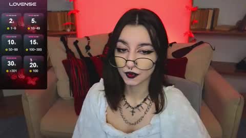 Snapshot of mistress__marcelline chatting on October 2025 09:29:02 AM Marcelline online show from October 2025 09:29:02 AM