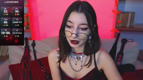 Snapshot of mistress__marcelline chatting on October 2025 09:51:01 AM Marcelline online show from October 2025 09:51:01 AM