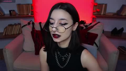 Snapshot of mistress__marcelline chatting on October 2025 09:30:01 AM Marcelline online show from October 2025 09:30:01 AM