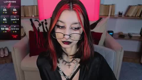 Snapshot of mistress__marcelline chatting on November 2025 11:05:01 AM Marcelline online show from November 2025 11:05:01 AM