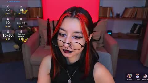 Snapshot of mistress__marcelline chatting on November 2025 09:56:02 AM Marcelline online show from November 2025 09:56:02 AM