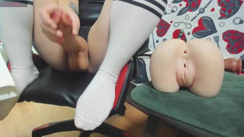 Snapshot of mistress_adel chatting on February 2025 03:32:01 PM mistress_adel online show from February 2025 03:32:01 PM