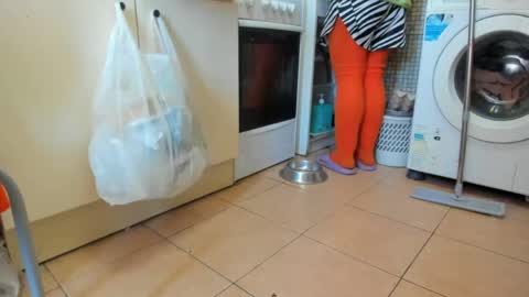 Snapshot of mistress_adel chatting on April 2026 07:29:01 AM mistress_adel online show from April 2026 07:29:01 AM