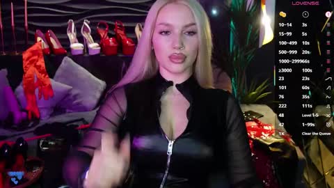 Darsy online show from February 2025 05:18:02 PM