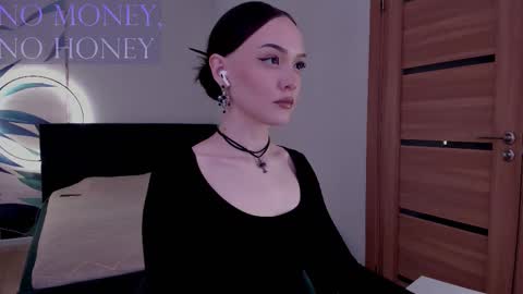 Mistress Mia online show from December 2025 12:34:02 PM