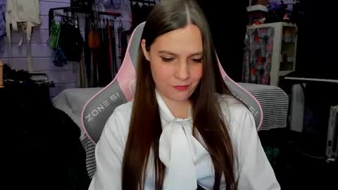 Snapshot of mistress_priest chatting on February 2025 04:15:02 PM Dirty Priest and Ivi online show from February 2025 04:15:02 PM