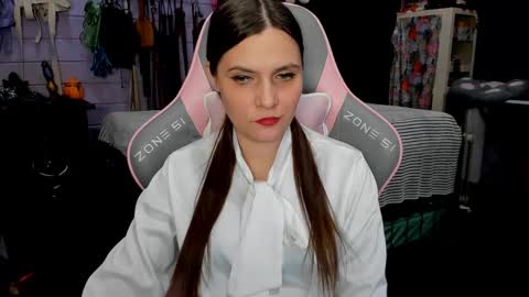 Snapshot of mistress_priest chatting on February 2025 11:24:02 PM Dirty Priest and Ivi online show from February 2025 11:24:02 PM